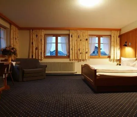 Landhotel Hirschen Отель Хиттизау